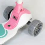 اسکوتر صندلی دار فراری original کد 1888 - Image 5